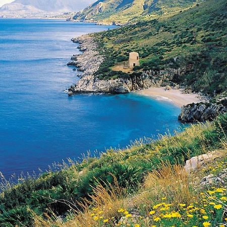 La Casetta Nel Porto Кастелламмаре-дель-Голфо Экстерьер фото